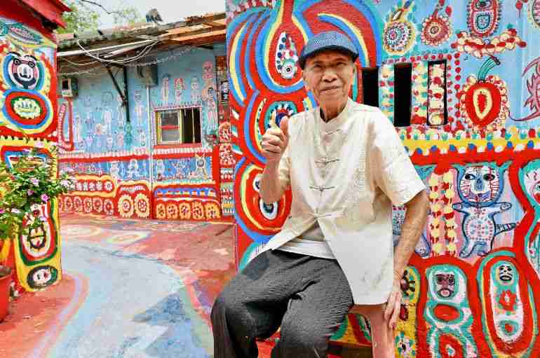 taiwan rainbow village defaced taichung