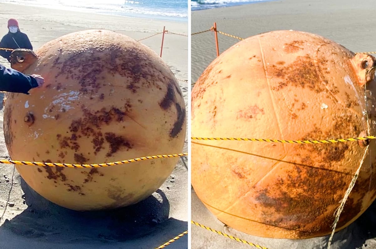 A Giant Metal Ball Has Appeared On A Beach In Japan And No One Knows Where It Came From