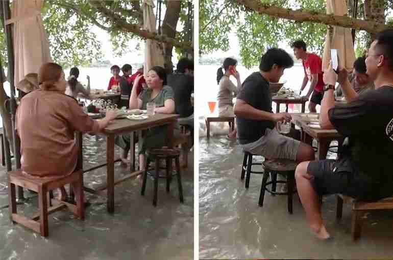 thailand flooded restaurant Chaopraya Antique Cafe