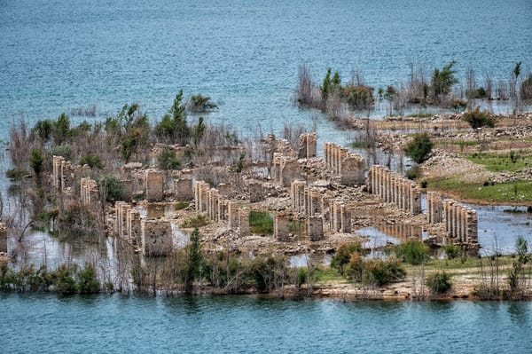 Buendia reservoir reveals Spanish bathhouse